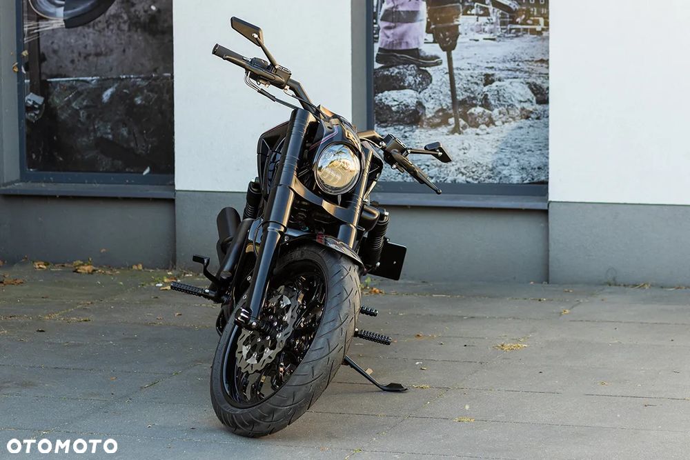 Harley-Davidson V-Rod Night Rod - 24