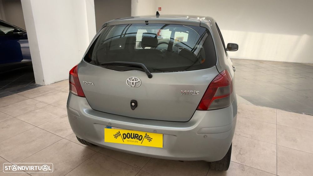 Toyota Yaris 1.4 D-4D Sol - 6