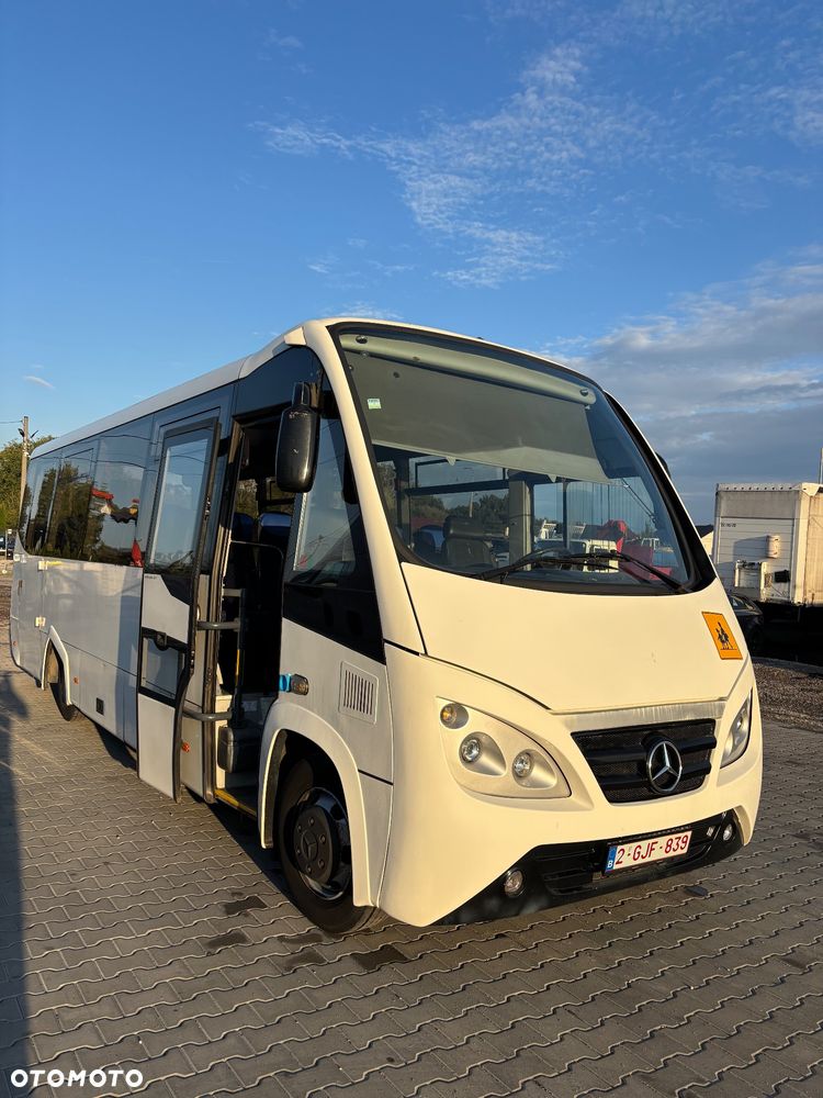 Mercedes-Benz Vario