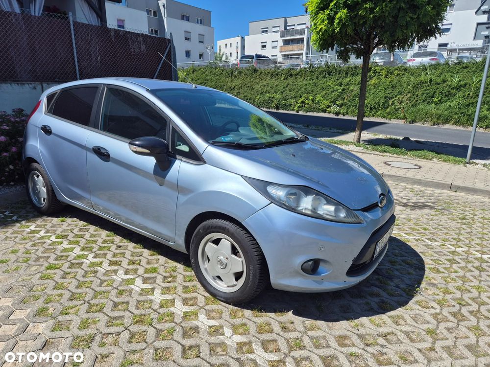 Ford Fiesta 1.6 TDCi DPF Titanium - 1