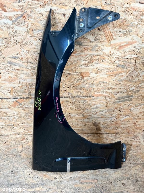 BŁOTNIK prawy JAGUAR XF Kod lakieru: PEL