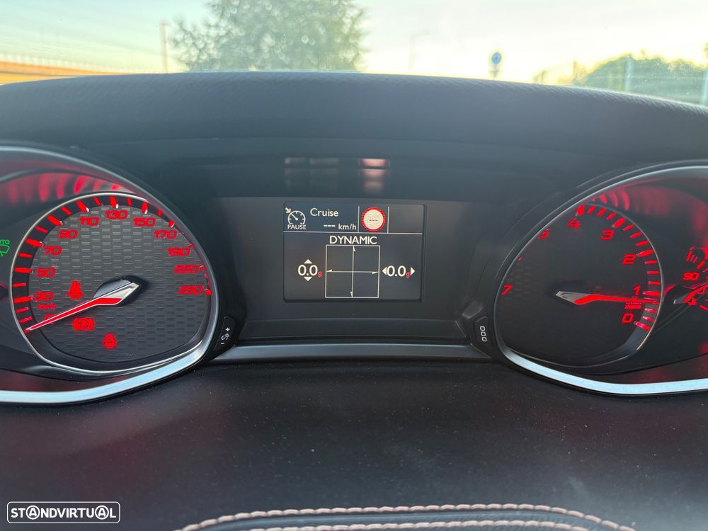 Peugeot 308 GTi by Sport - 10