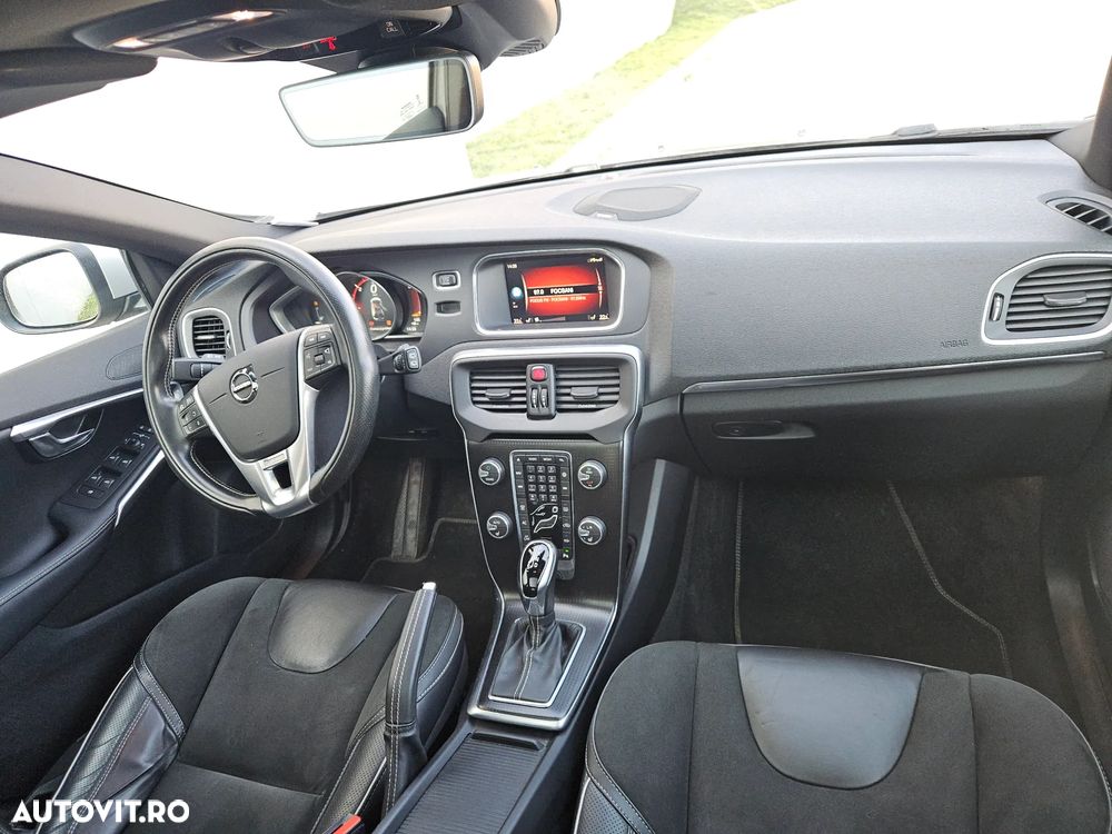 Volvo V40 D3 Aut. Inscription - 15