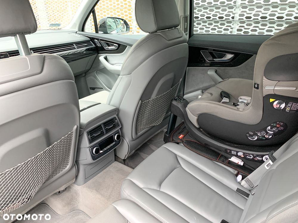 Audi Q7 3.0 TDI Quattro Tiptronic - 9