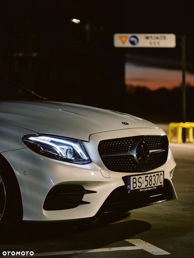 Mercedes-Benz Klasa E - 16