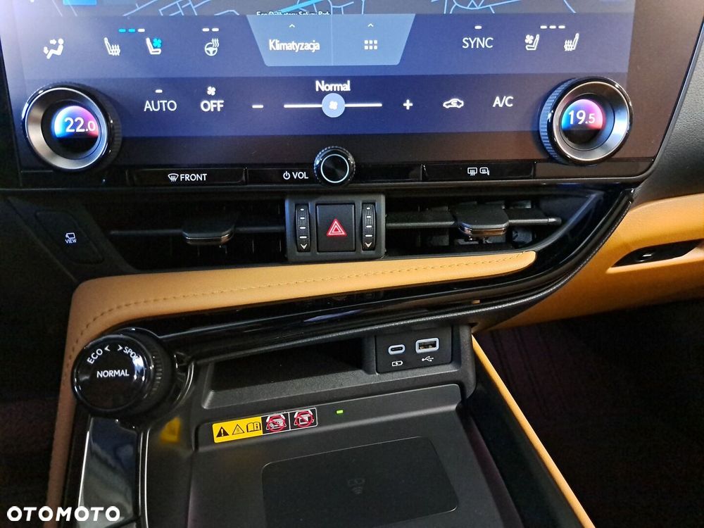 Lexus NX 350h Omotenashi AWD - 26