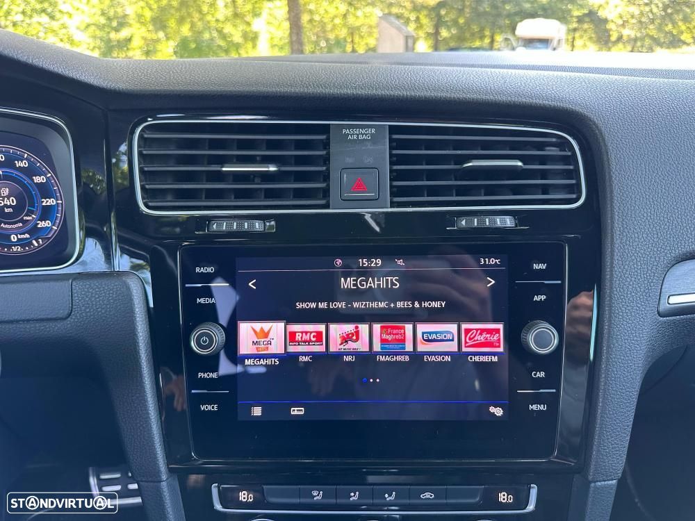 VW Golf 1.4 GTE Plug-In-Hybrid DSG - 31