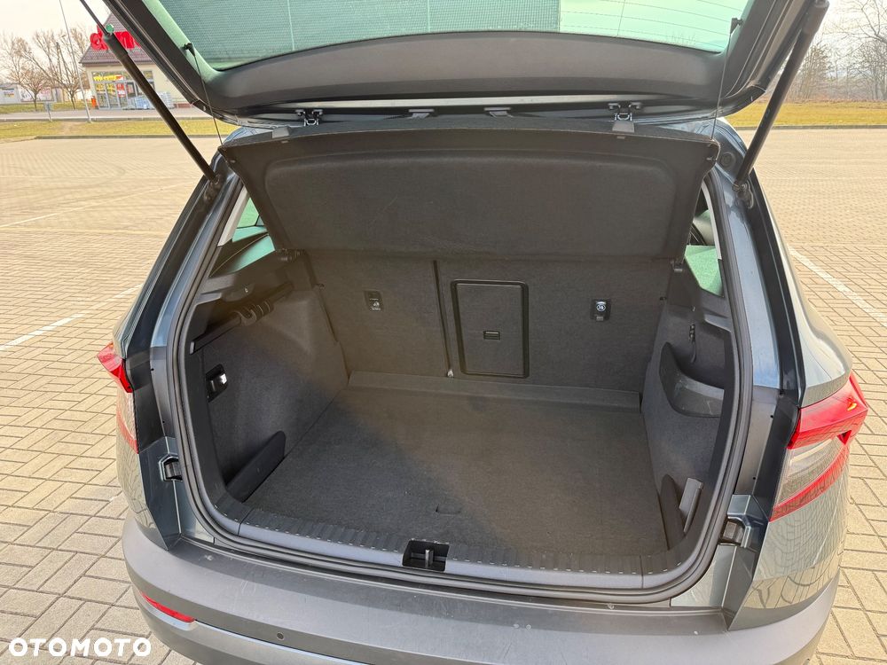 Skoda Karoq 1.6 TDI SCR DSG Style - 15