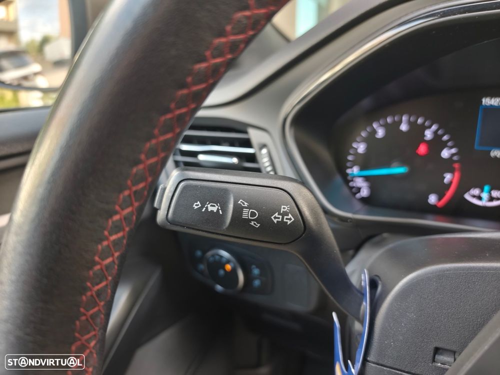 Ford Focus 1.0 EcoBoost ST-Line X - 29