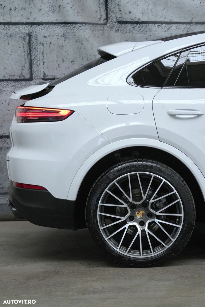 PORSCHE Cayenne Coupe 2020 — imagine 19