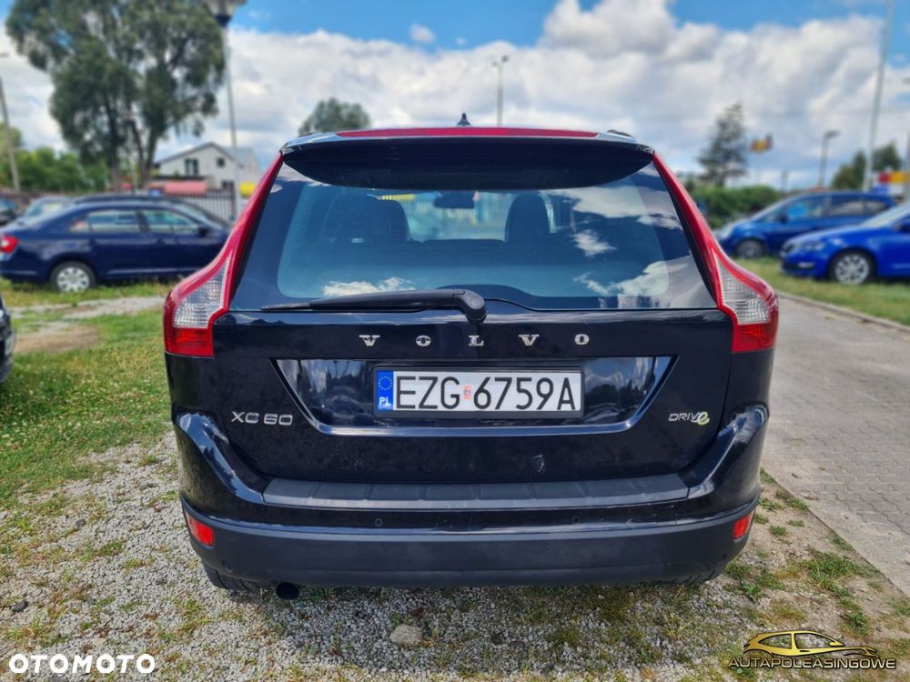 Volvo XC 60 - 4