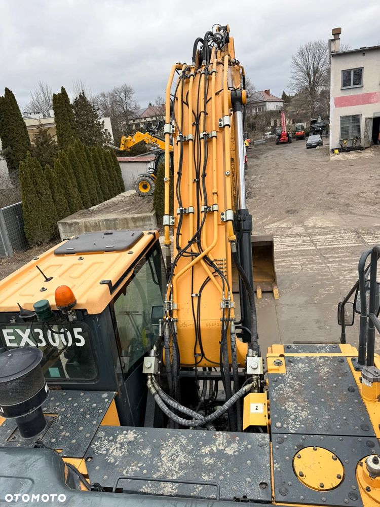 Hyundai HX 300 L - 20