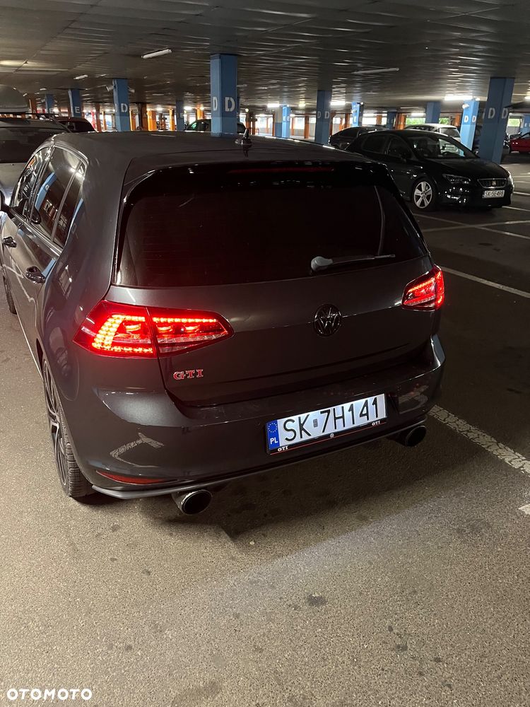 Volkswagen Golf 2.0 TSI BMT GTI Performance DSG - 11