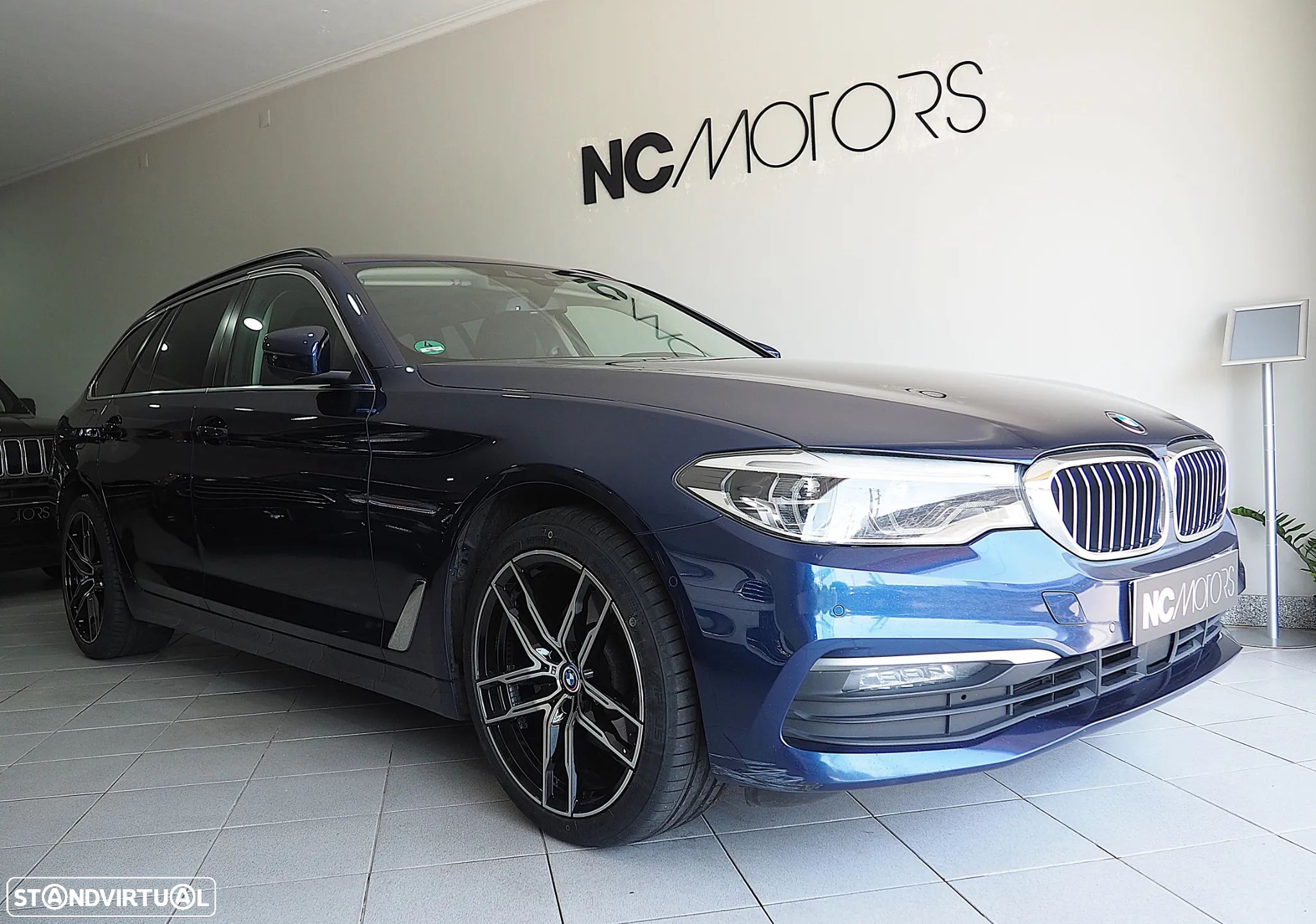 BMW 520 d xDrive Line Luxury Auto - 1