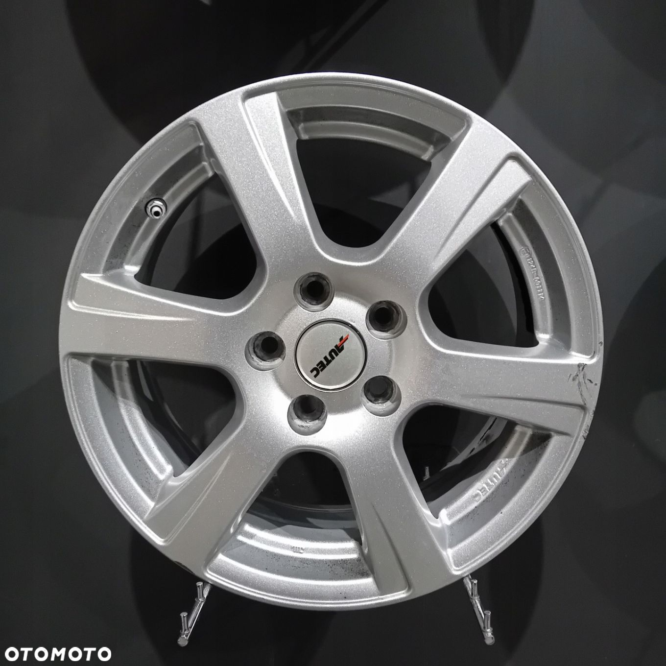 Felgi 16 5x108 Ford Focus MK3 MK4, C-MAX, Volvo C30, C70, S40 F504552-5 - 4