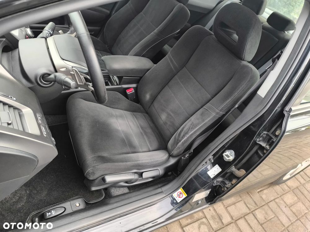 Honda Civic 1.8 Comfort - 27