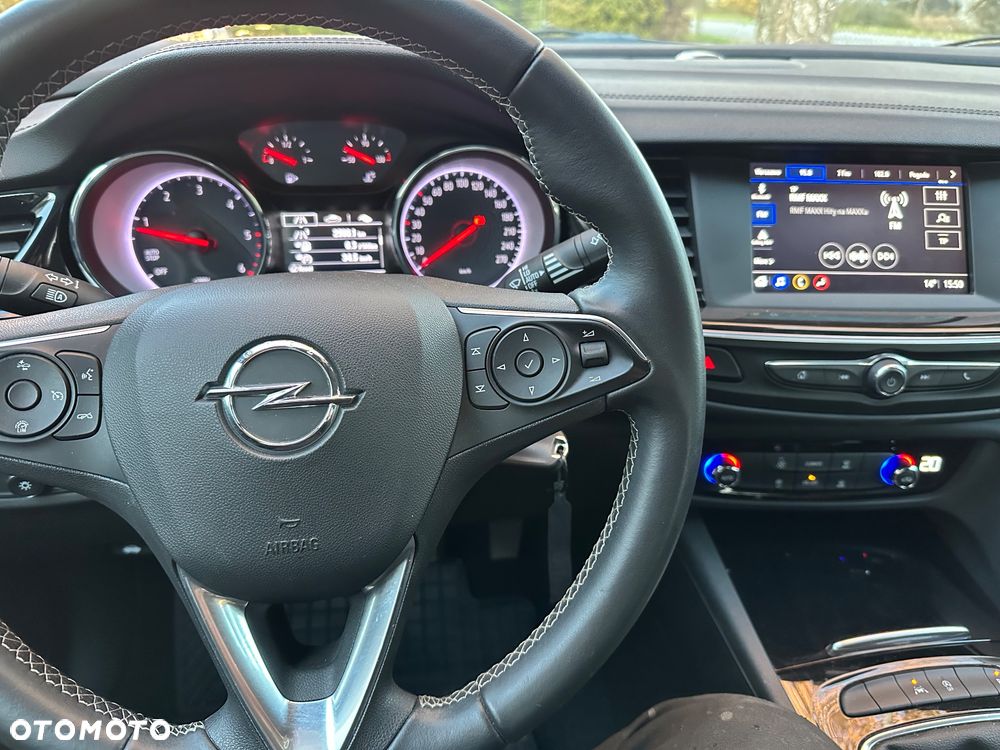 Opel Insignia - 21