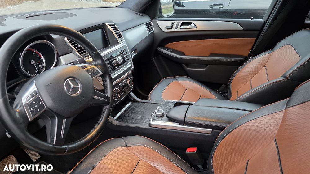 Mercedes-Benz ML 350 BlueTec 4MATIC Aut - 9