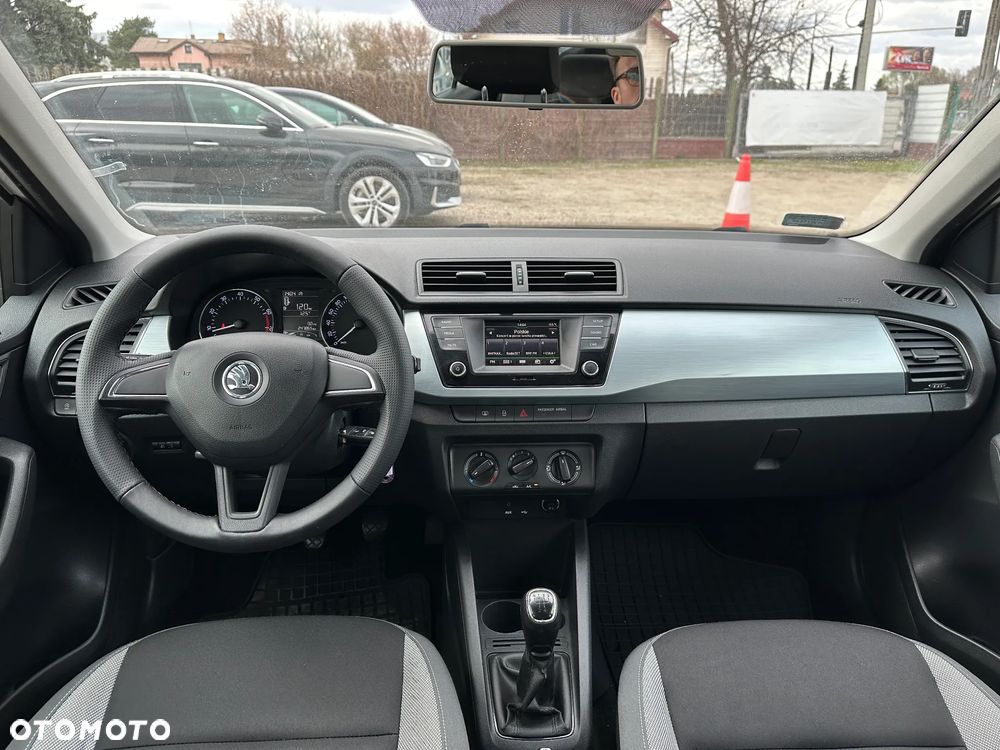 Skoda Fabia - 16