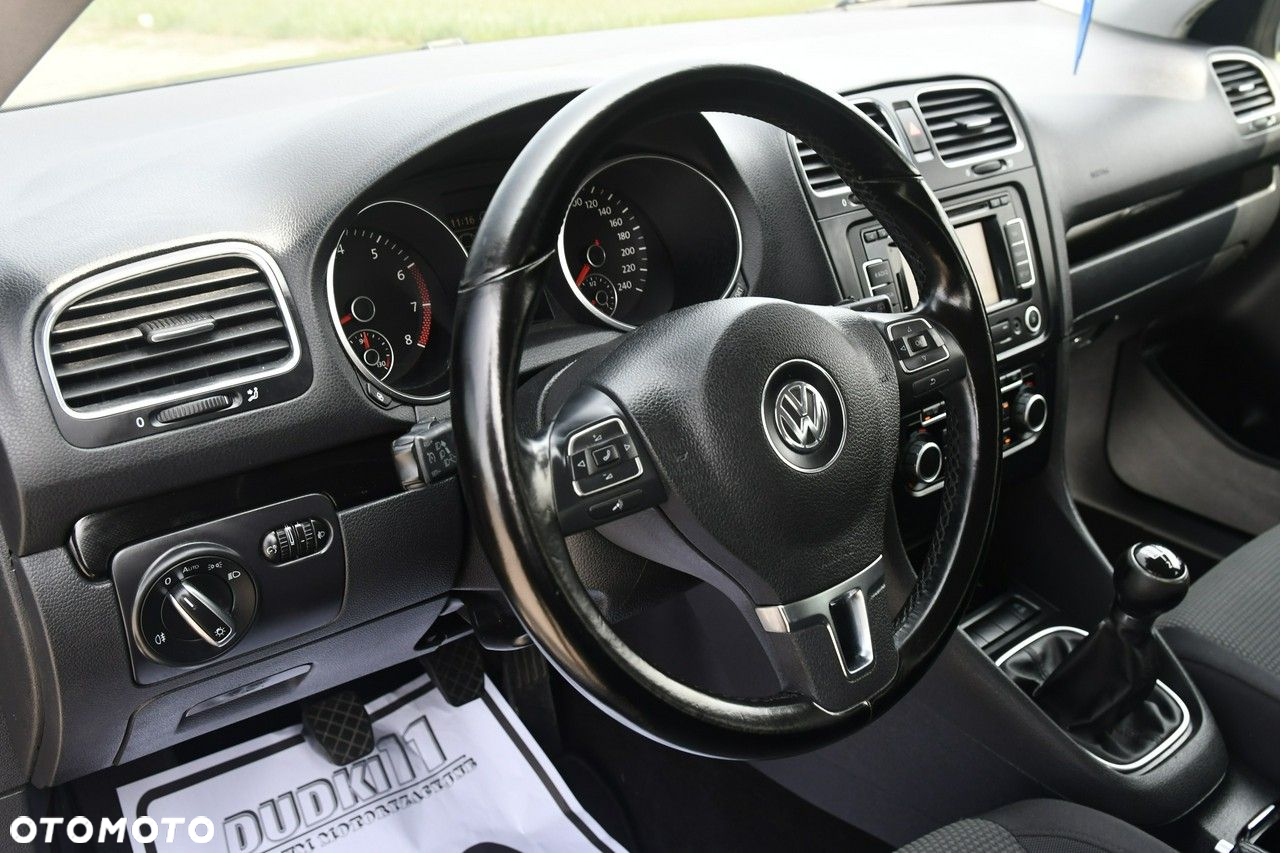 Volkswagen Golf - 16