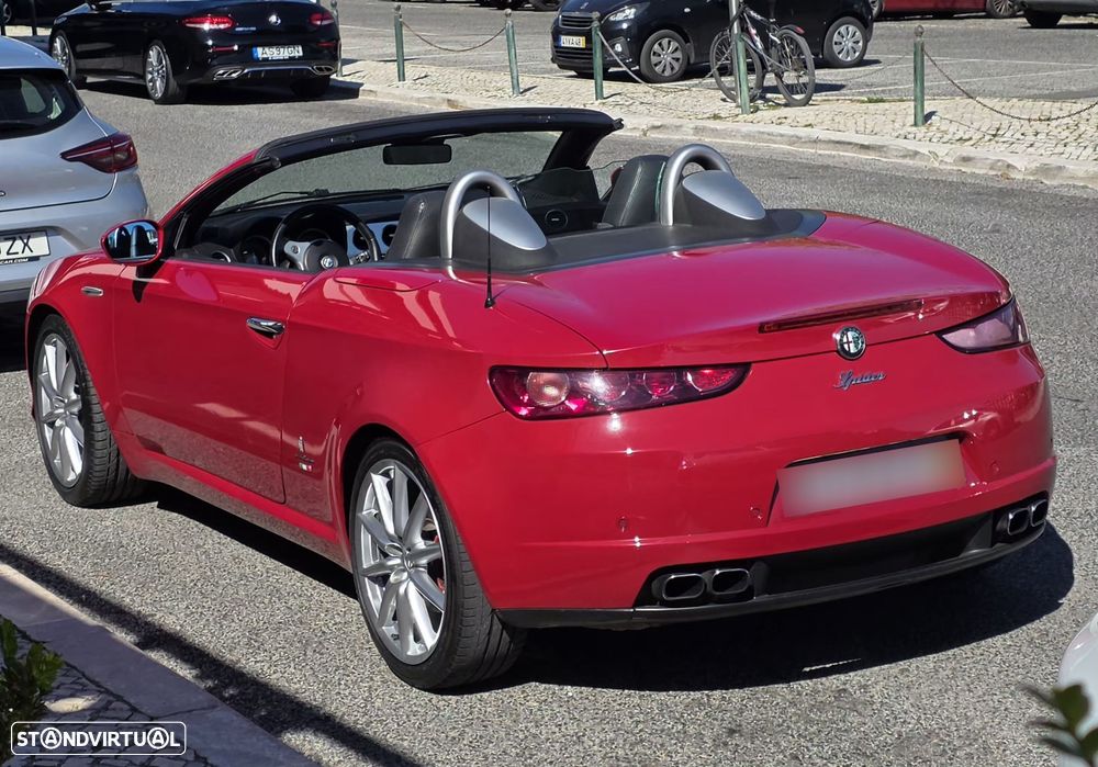 Alfa Romeo Spider 2.4 JTDM - 7