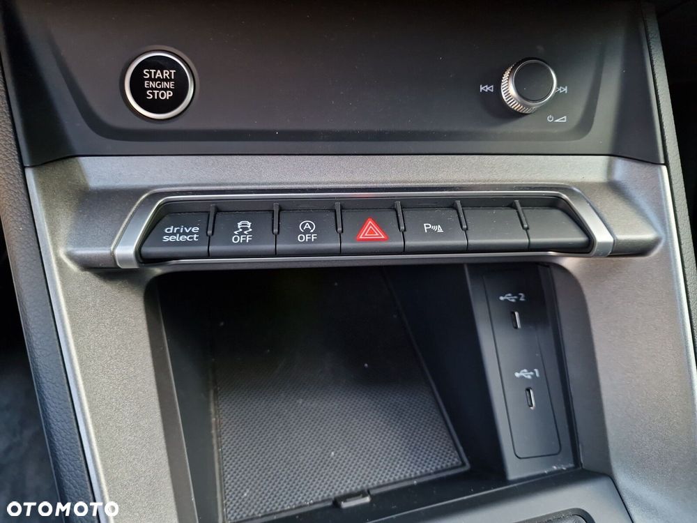 Audi Q3 35 TFSI mHEV S-Line S tronic - 32