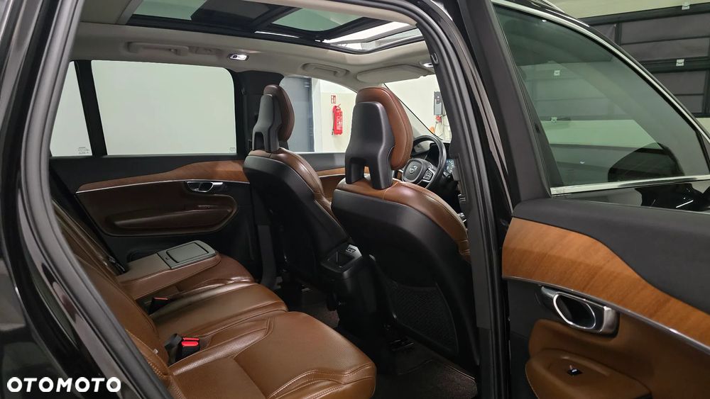 Volvo XC 90 D5 AWD Geartronic Inscription - 16