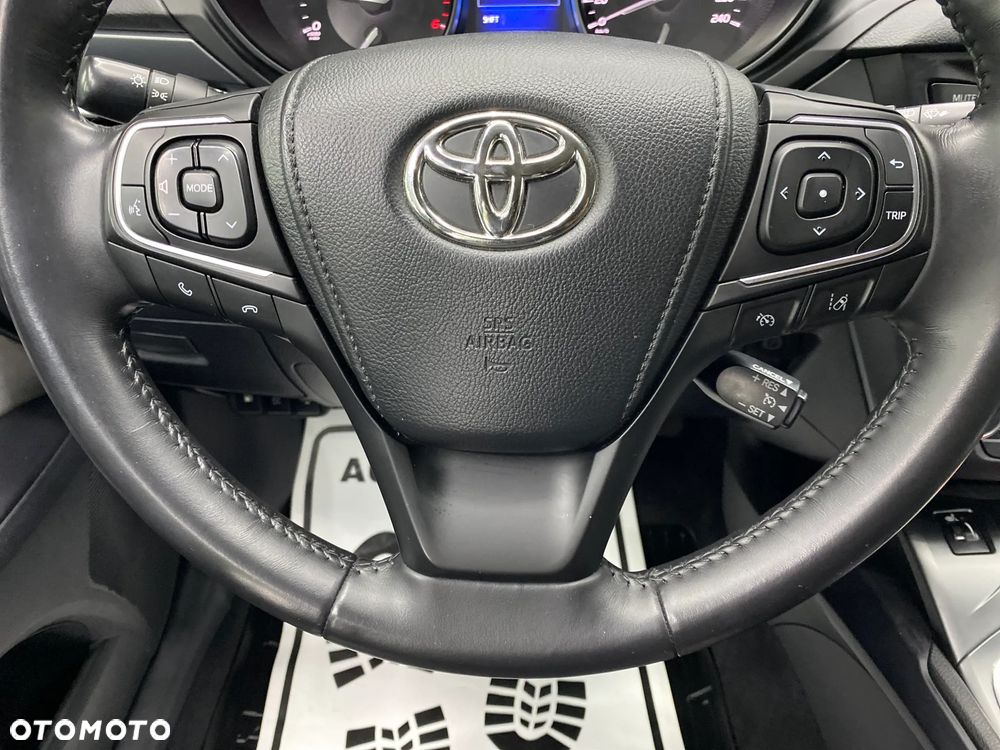 Toyota Avensis 2.0 D-4D Prestige - 25