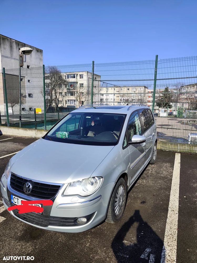 Volkswagen Touran 2.0 TDI DSG United - 1
