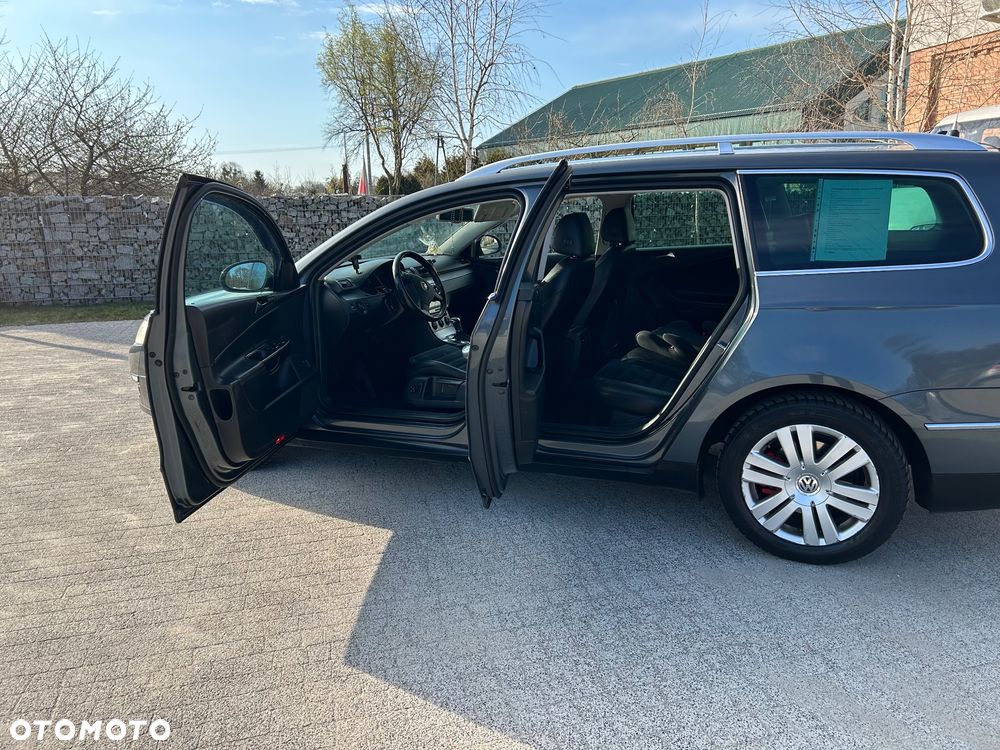 Volkswagen Passat 2.0 TDI DSG Highline - 20