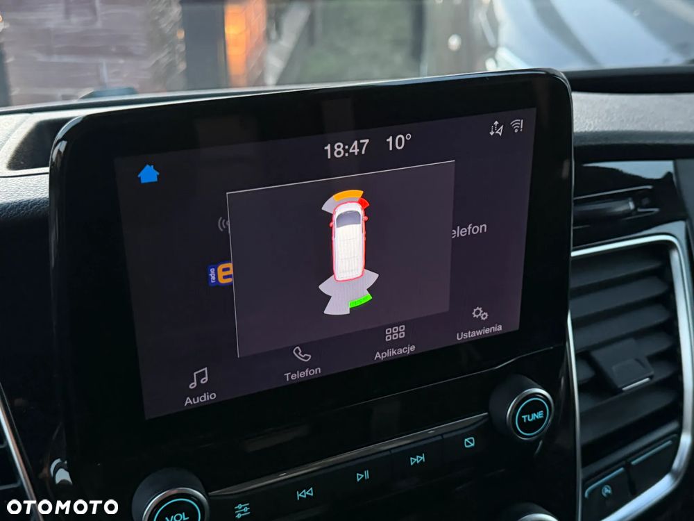 Ford TRANSIT CUSTOM - 17