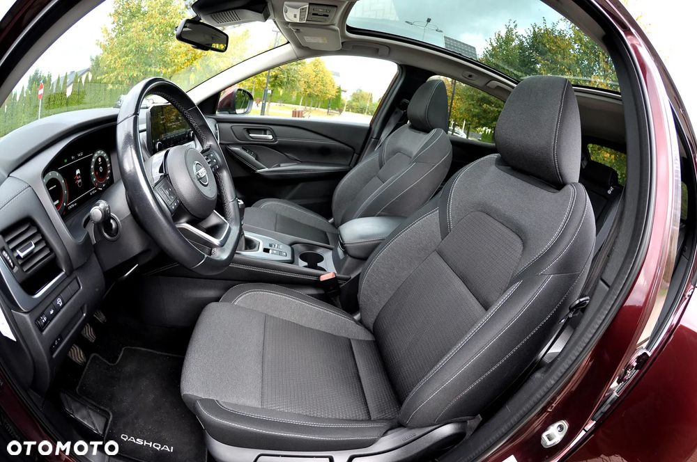 Nissan Qashqai 1.3 DIG-T mHEV N-Connecta - 17
