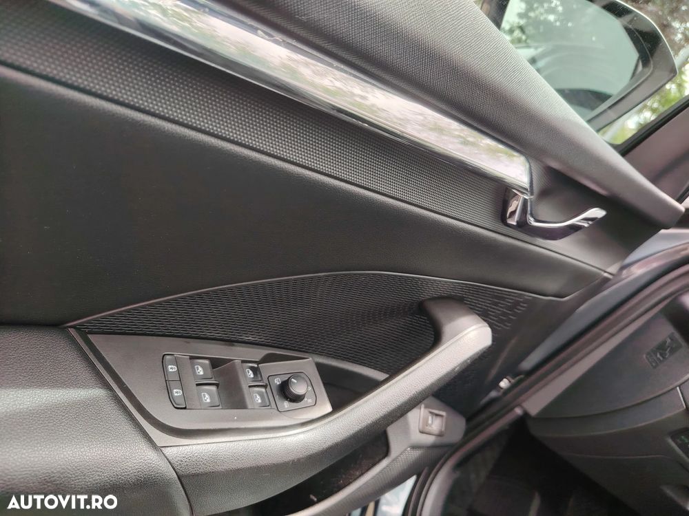 Skoda Octavia 2.0 TDI DSG Style - 11
