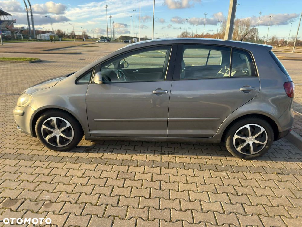 Volkswagen Golf - 15