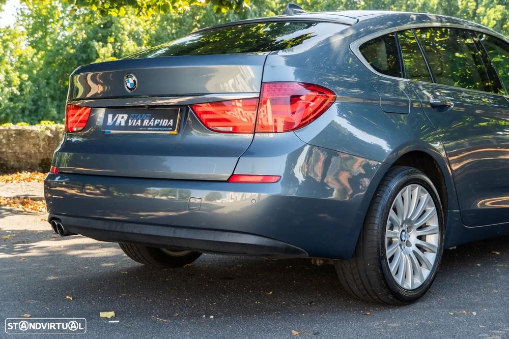 BMW 530 Gran Turismo d - 35