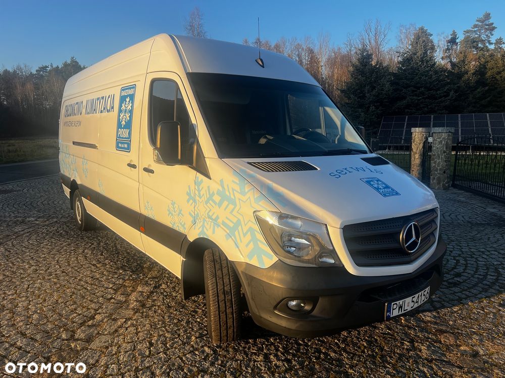 Mercedes-Benz Sprinter - 13