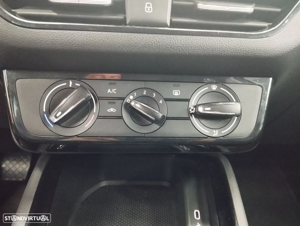 Skoda Kamiq 1.0 TSI Selection DSG - 31