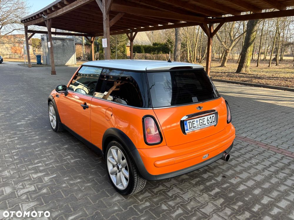 MINI Cooper Seven - 34