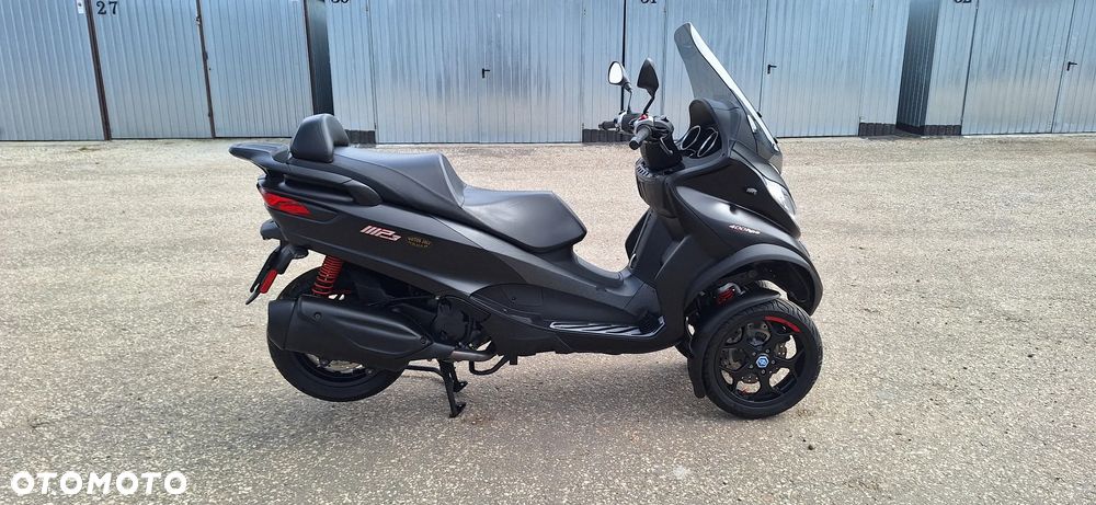 Piaggio MP-3 - 13