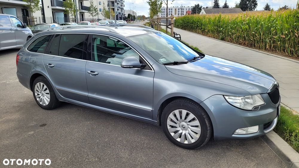 Skoda Superb 2.0 TDI Elegance - 2