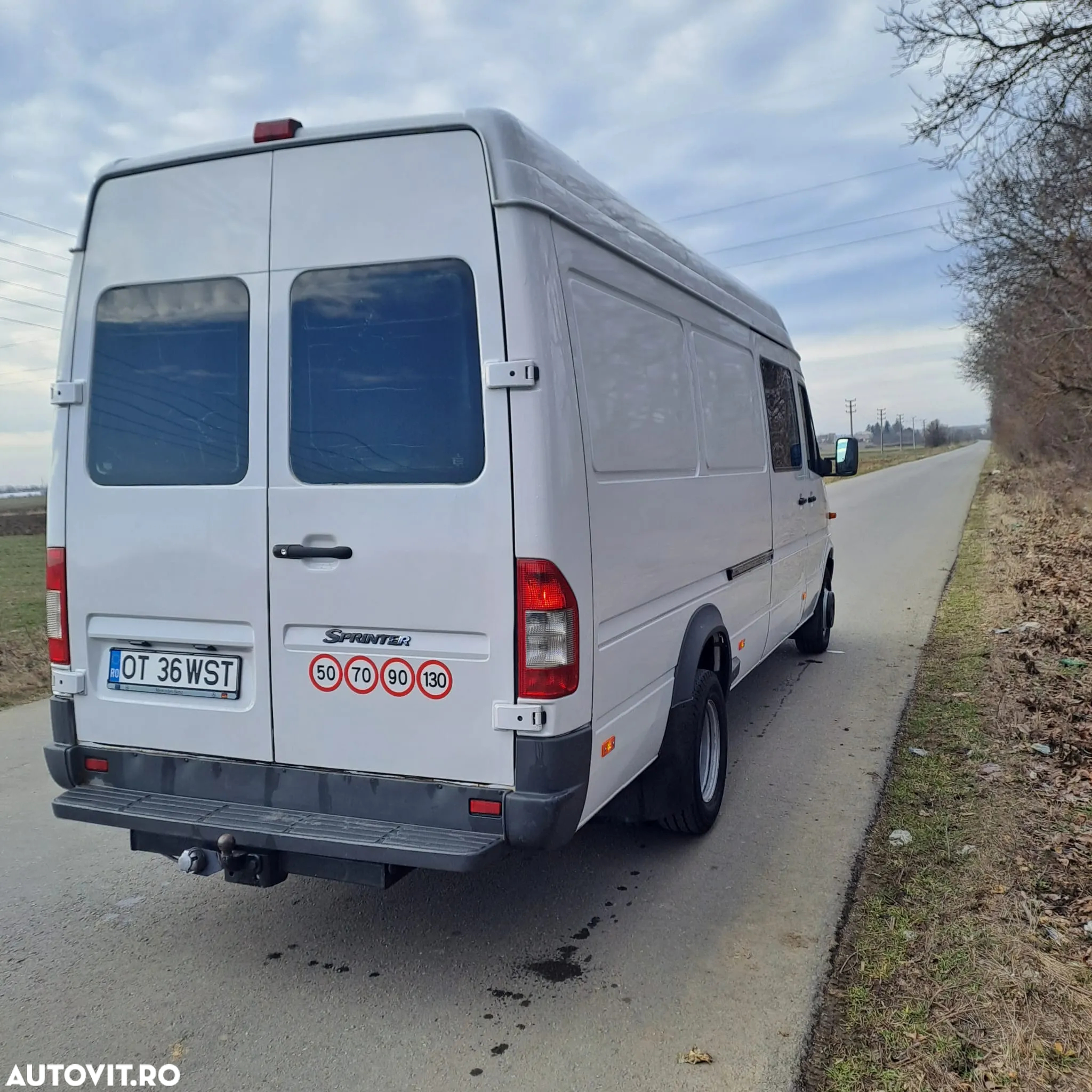 Mercedes-Benz Sprinter 416 - 9