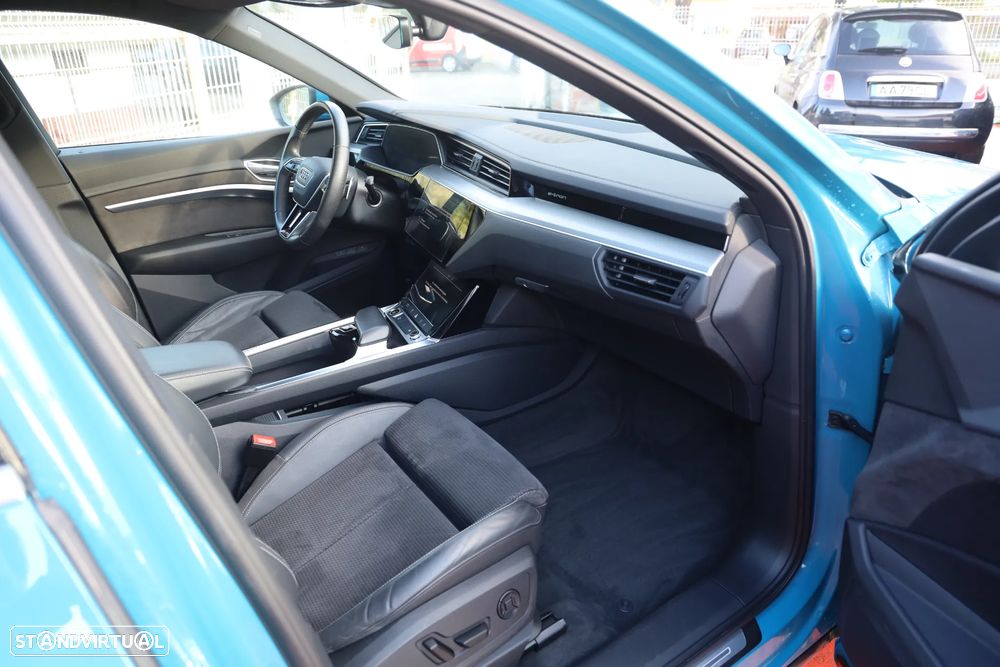 Audi e-tron 55 quattro S line - 8