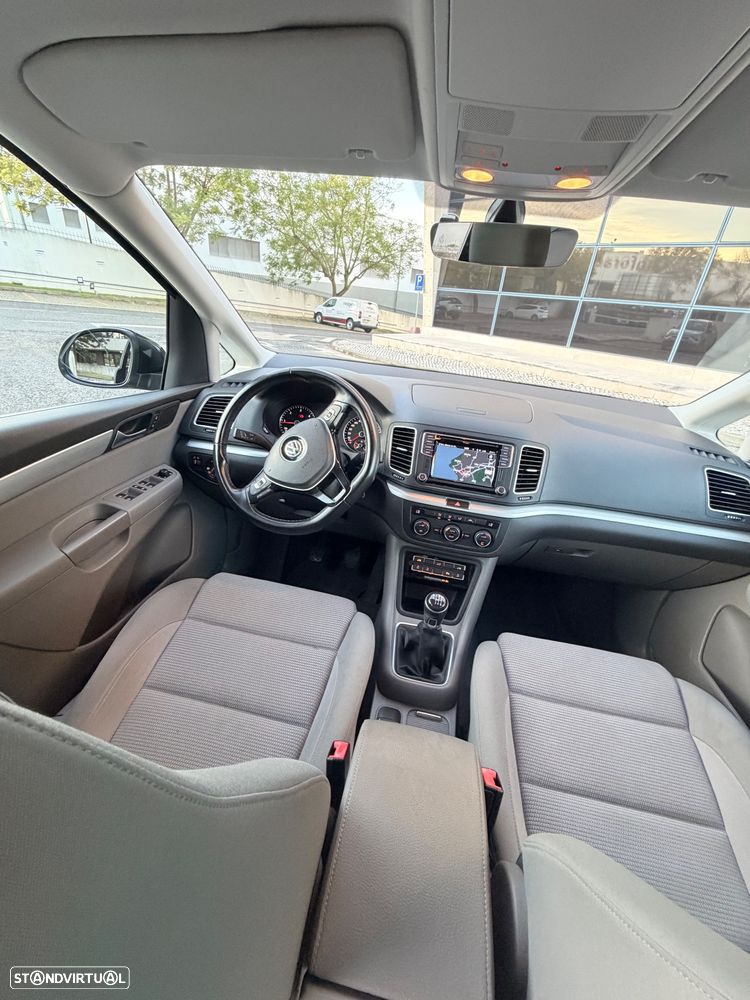 VW Sharan 2.0 TDI Blue Confortline - 16