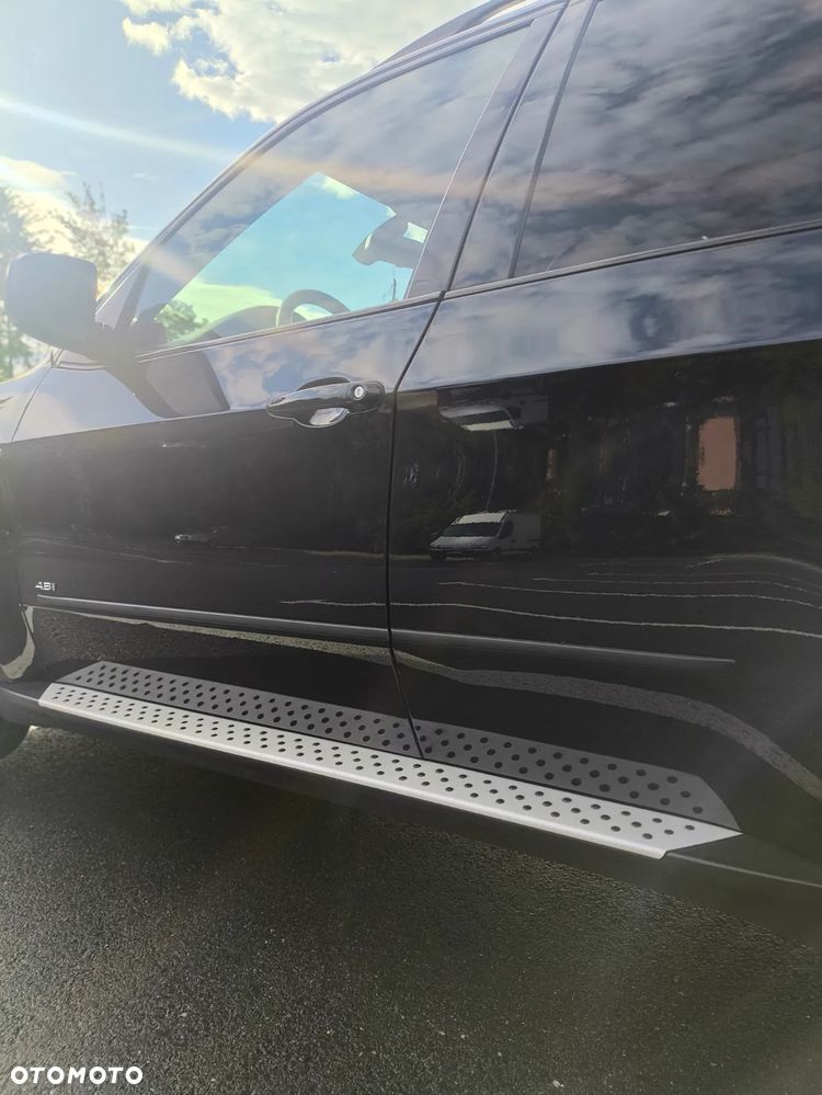 BMW X5 4.8i - 13