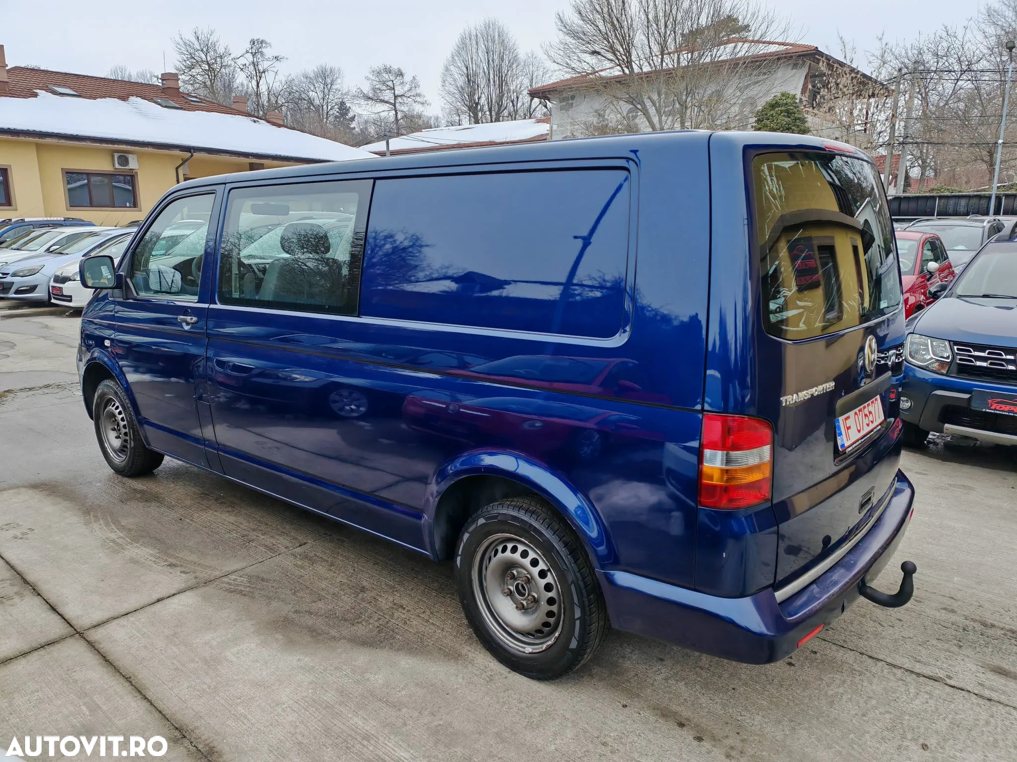 Volkswagen Transporter - 4