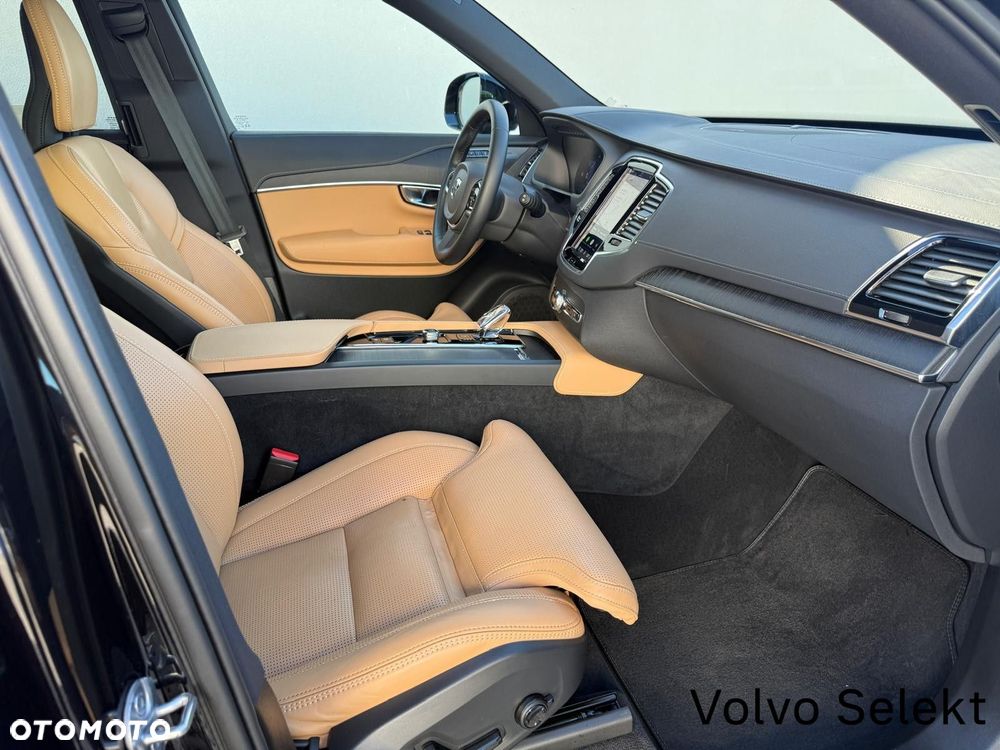Volvo XC 90 - 36