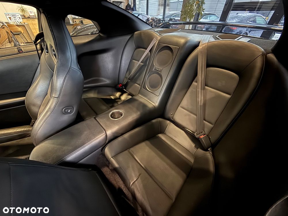 Nissan GT-R Black Edition - 10