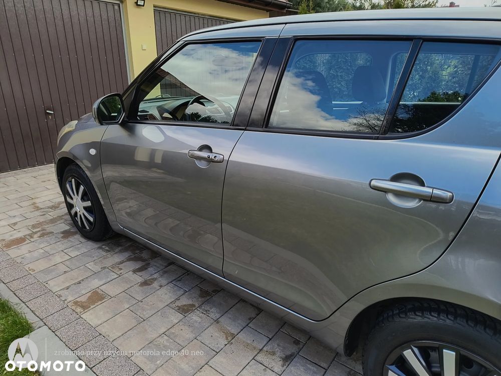 Suzuki Swift 1.2 Premium - 6
