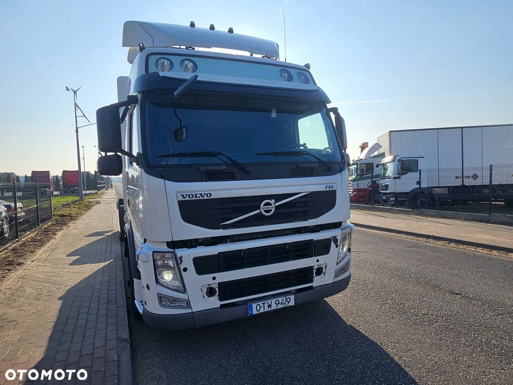 Volvo FM 6X2 - 3