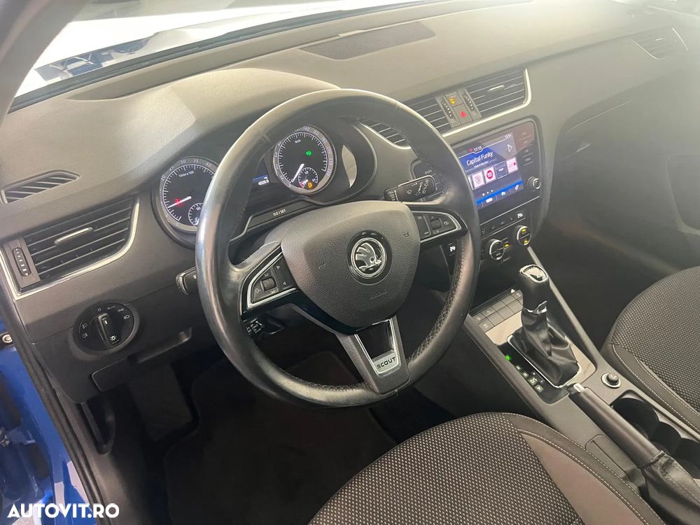 Skoda Octavia Combi Diesel 2.0 TDI 4X4 DSG Scout - 6
